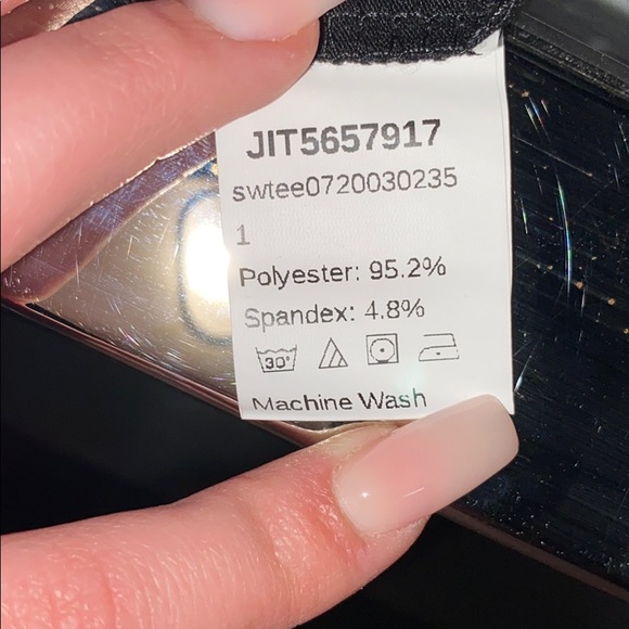 cropped “basic” tee! - Picture 3 of 4